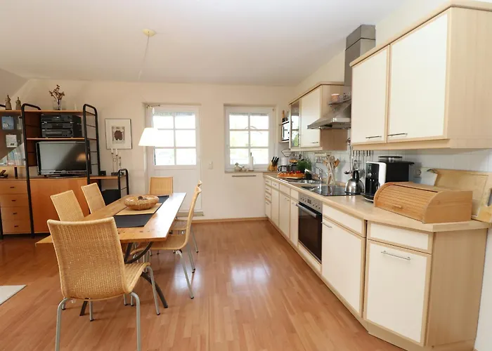 App 12, Holzerland بيت للعطل