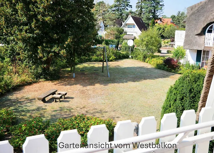 App 12, Holzerland بيت للعطل